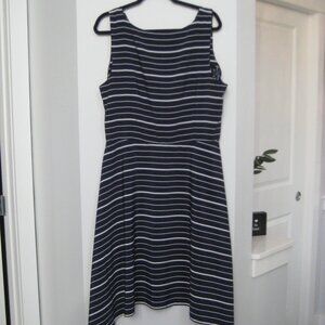 Tommy Hilfiger light weight dress